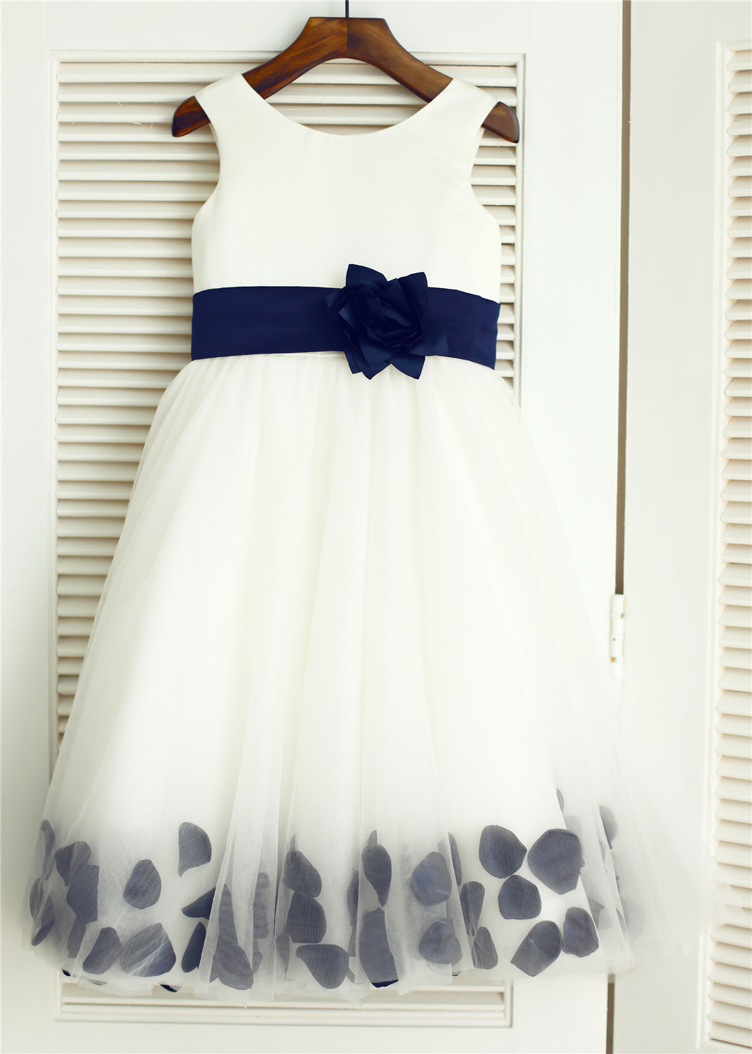 A-line V Neck Ivory Lace Chiffon Wedding Dress With V Back Decorated ...